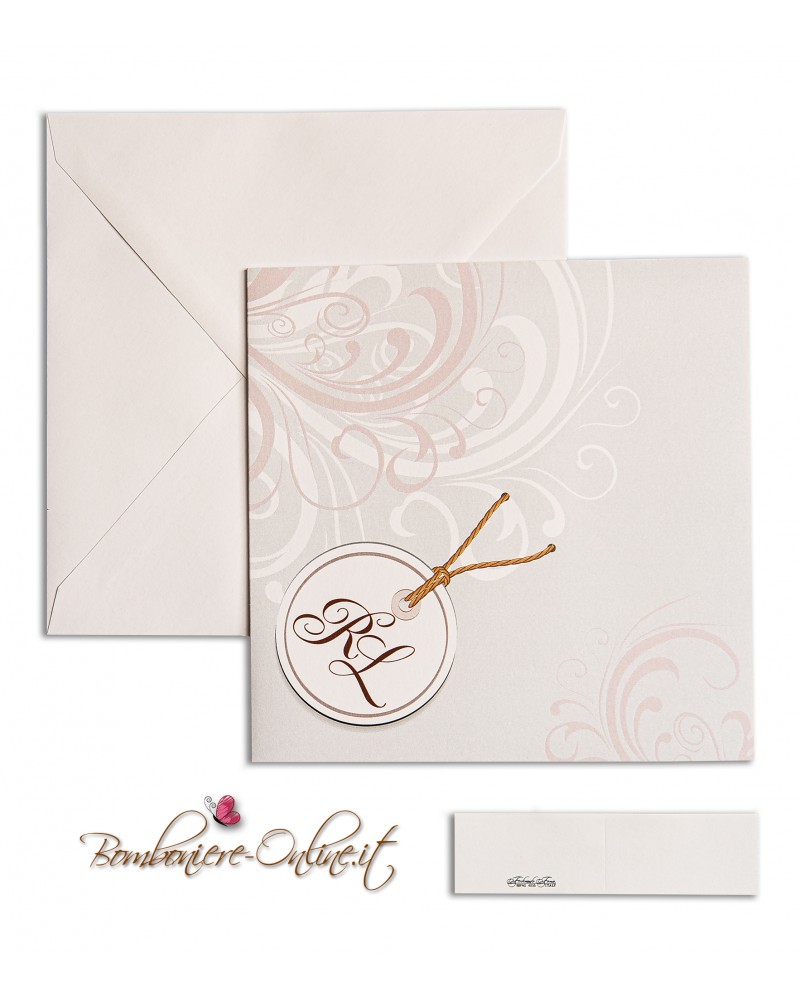 Partecipazione di nozze economica quadrata in carta bianca liscia, con decoro su fronte e medaglione con iniziali sposi