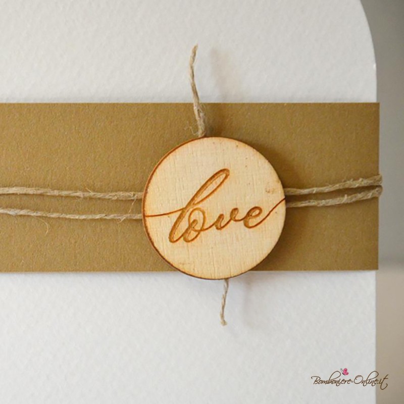 Partecipazione matrimonio quadrata con tag in legno "Love"