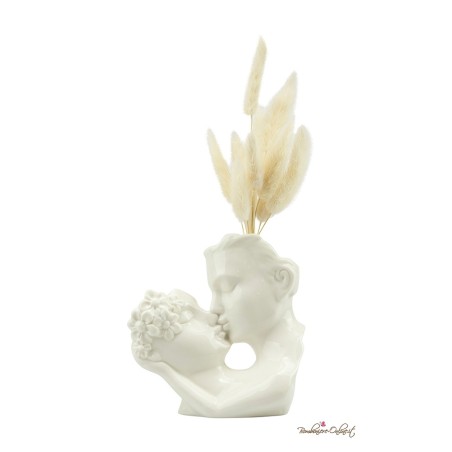 Bomboniera Vaso Coppia Bacio in Porcellana Bianca