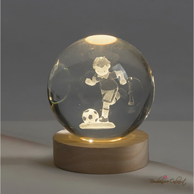 Bomboniera Globo piccolo Bambino Calciatore su Base luce led