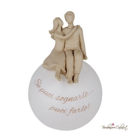 Bomboniera Sfera Coppia Innamorati con Frase