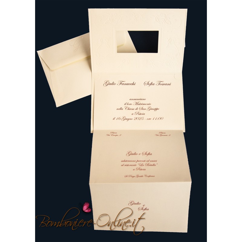 Partecipazione di matrimonio cornice rose in rilievo